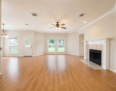 1815 Granite Field Lane - Photo Thumbnail 7