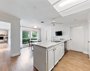 12210 Ravenmoor Drive - Photo Thumbnail 14
