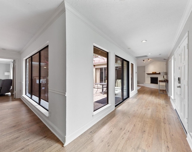 12210 Ravenmoor Drive - Photo Thumbnail 9