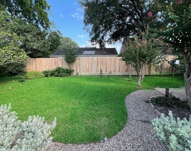 12210 Ravenmoor Drive - Photo Thumbnail 30