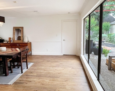 12210 Ravenmoor Drive - Photo Thumbnail 26