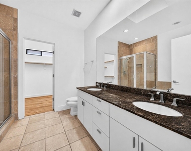 4106 Spencer Street - Photo Thumbnail 18