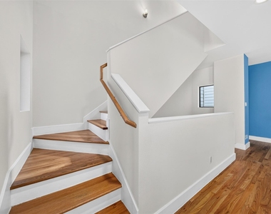 4106 Spencer Street - Photo Thumbnail 13