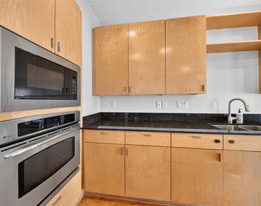 4106 Spencer Street - Photo Thumbnail 10