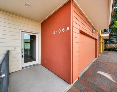 4106 Spencer Street - Photo Thumbnail 2