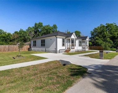 4802 Angleton Street - Photo Thumbnail 1