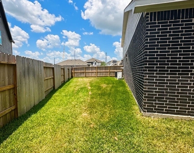 26915 Nightingale Songs Drive - Photo Thumbnail 36