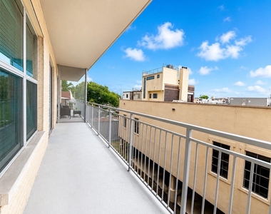3120 Smith Street - Photo Thumbnail 6