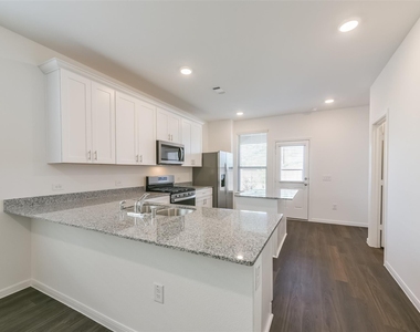 14483 Cedar Ledge Lane - Photo Thumbnail 4