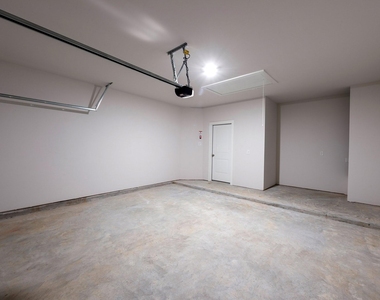 16015 Sage Harvest Street - Photo Thumbnail 11