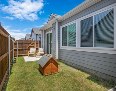 7205 Borland Lane - Photo Thumbnail 26