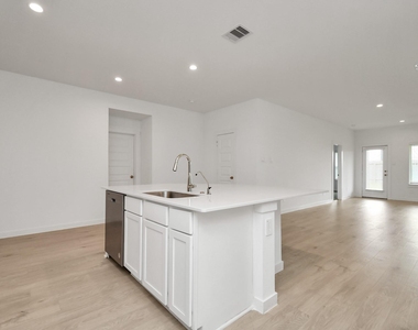 29935 Gallatin River Lane - Photo Thumbnail 10