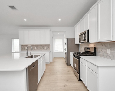 29935 Gallatin River Lane - Photo Thumbnail 6