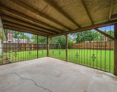 2126 Quail Valley East Drive - Photo Thumbnail 28