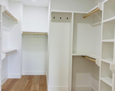 2010 Yates Street - Photo Thumbnail 15