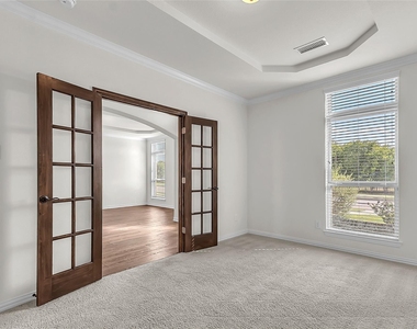 1209 Rogers Parkway - Photo Thumbnail 4