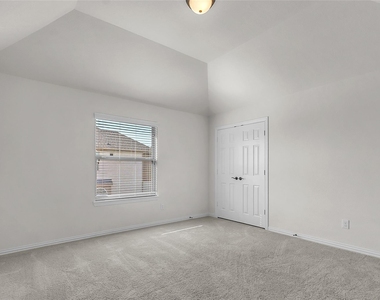 1209 Rogers Parkway - Photo Thumbnail 30