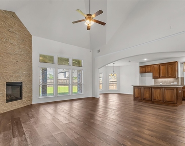 1209 Rogers Parkway - Photo Thumbnail 16