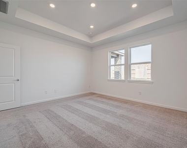 1127 Sugar Drive - Photo Thumbnail 21