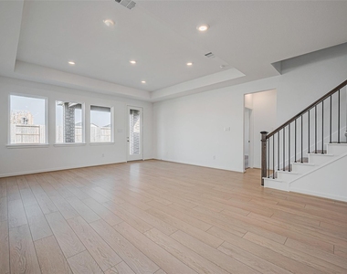 1127 Sugar Drive - Photo Thumbnail 16