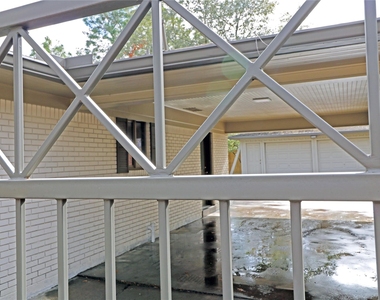 5527 Valkeith Drive - Photo Thumbnail 31