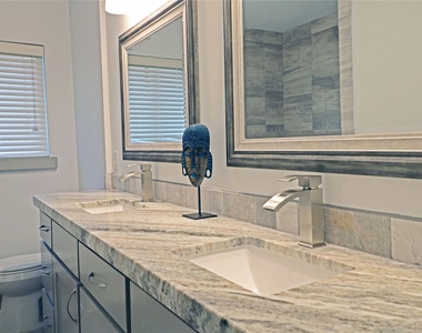 5527 Valkeith Drive - Photo Thumbnail 21