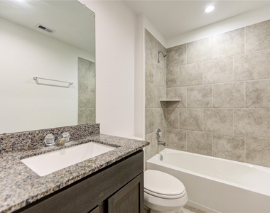 7547 Cattle Walker Court - Photo Thumbnail 19