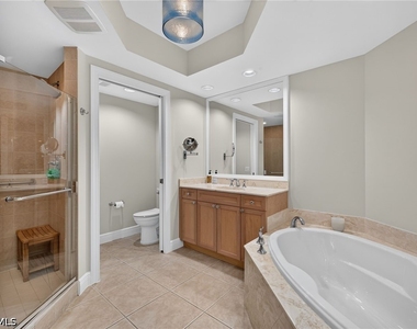 23540 Via Via Veneto Boulevard - Photo Thumbnail 16