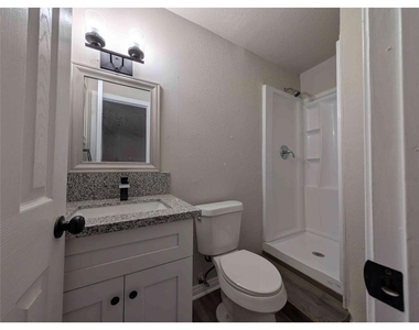 10922 Lockgate Lane - Photo Thumbnail 17