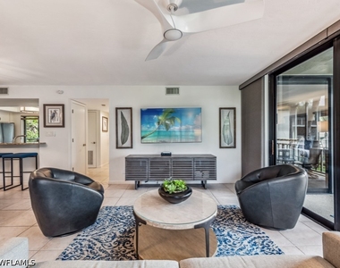 3661 Wild Pines Drive - Photo Thumbnail 2