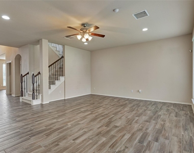 122 Grinnell Trail - Photo Thumbnail 5