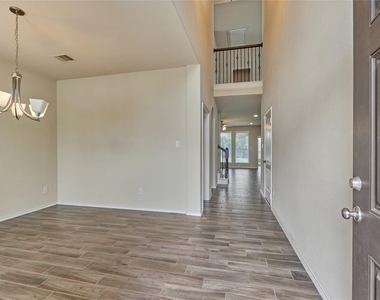 122 Grinnell Trail - Photo Thumbnail 1