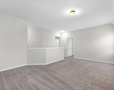 2606 Zephyr Lane - Photo Thumbnail 17