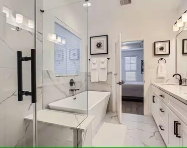 1528 Chestnut Street - Photo Thumbnail 13