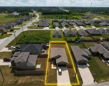 31 Road 5102b - Photo Thumbnail 1