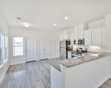 31 Road 5102b - Photo Thumbnail 6