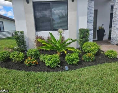 4771 Frattina Street W - Photo Thumbnail 7