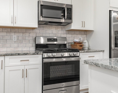 30 Copley - Photo Thumbnail 9