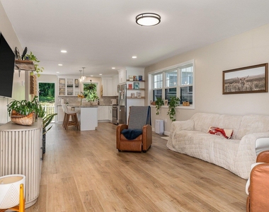 30 Copley - Photo Thumbnail 3