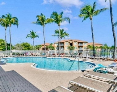 15590 Ocean Walk Circle - Photo Thumbnail 1