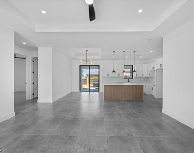 4536 Nw 35th Place - Photo Thumbnail 14