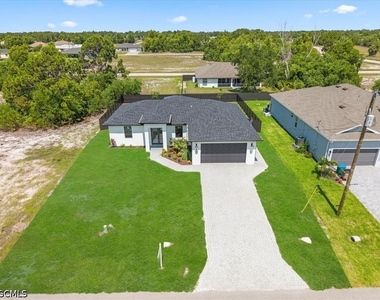 4536 Nw 35th Place - Photo Thumbnail 40
