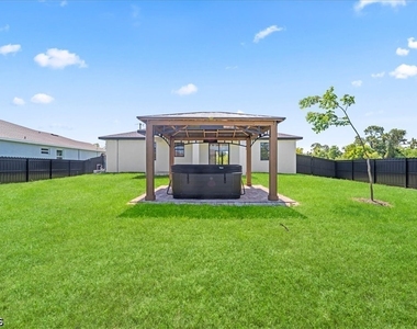 4536 Nw 35th Place - Photo Thumbnail 36