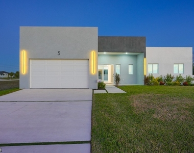 5 Sw 26th Place - Photo Thumbnail 45