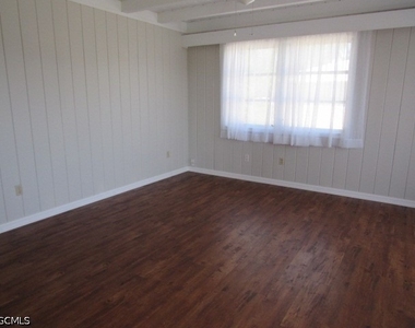 16120 Dublin Circle - Photo Thumbnail 8