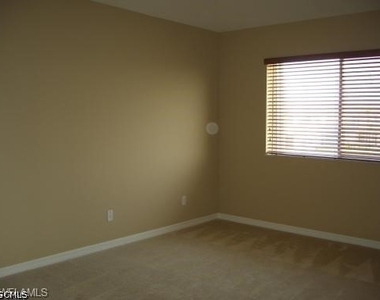 3384 Dandolo Circle - Photo Thumbnail 6