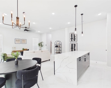3748 Corder Street - Photo Thumbnail 11
