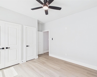 3748 Corder Street - Photo Thumbnail 23