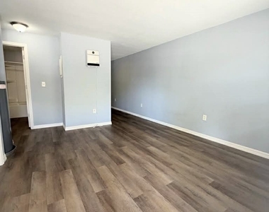 1840 Lafayette Street - Photo Thumbnail 2