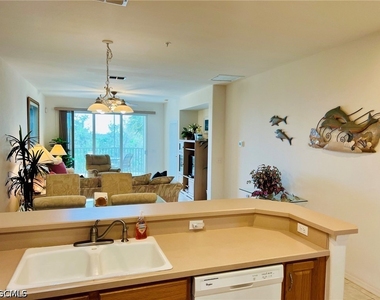 20061 Sanibel View Circle - Photo Thumbnail 12